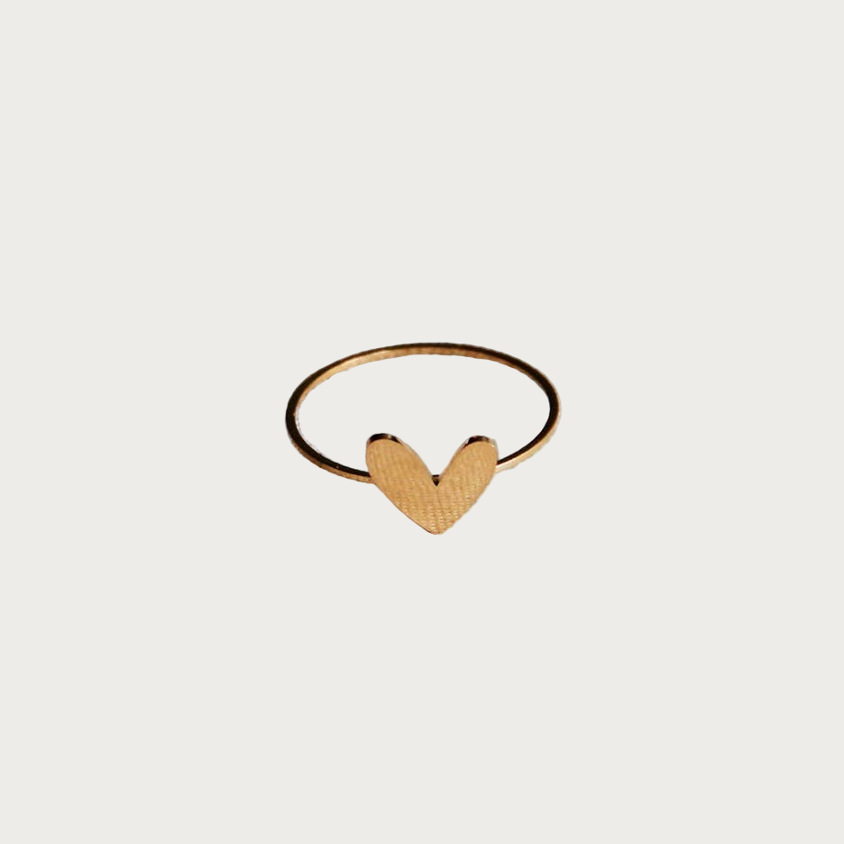 Goudkleurige Sweet Heart dames ring van roestvrij staal met hartjes design, elegante sieraden voor vrouwen