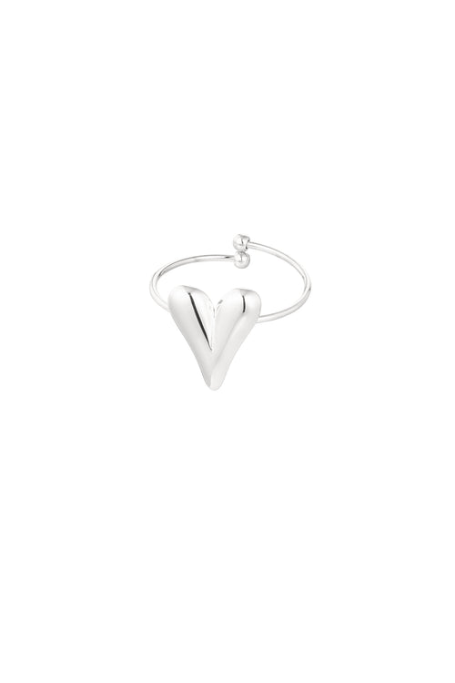 aesthetic hartjes ring