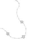 Ketting met koraalvormige bloemen