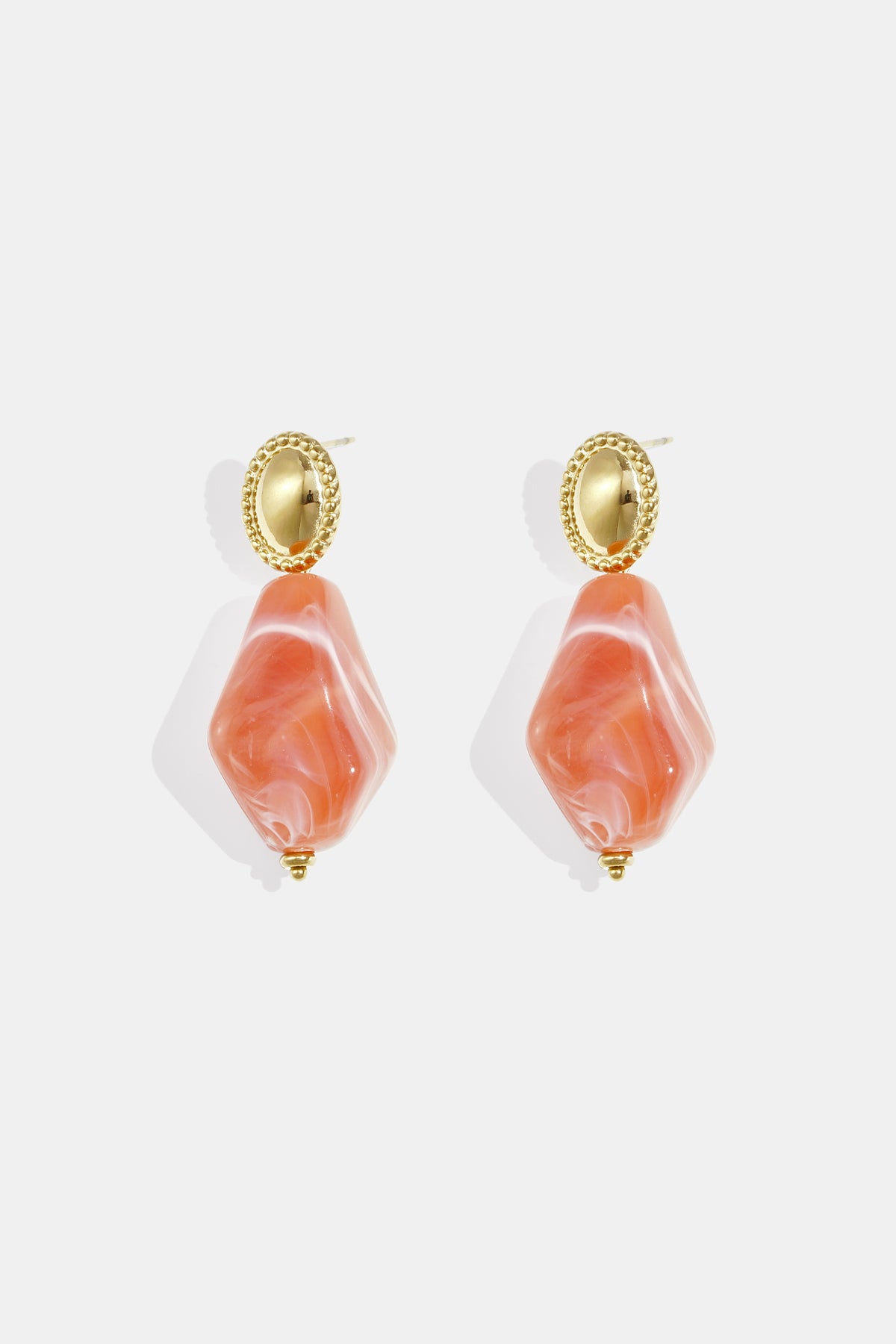 Oorbellen met natuursteen look