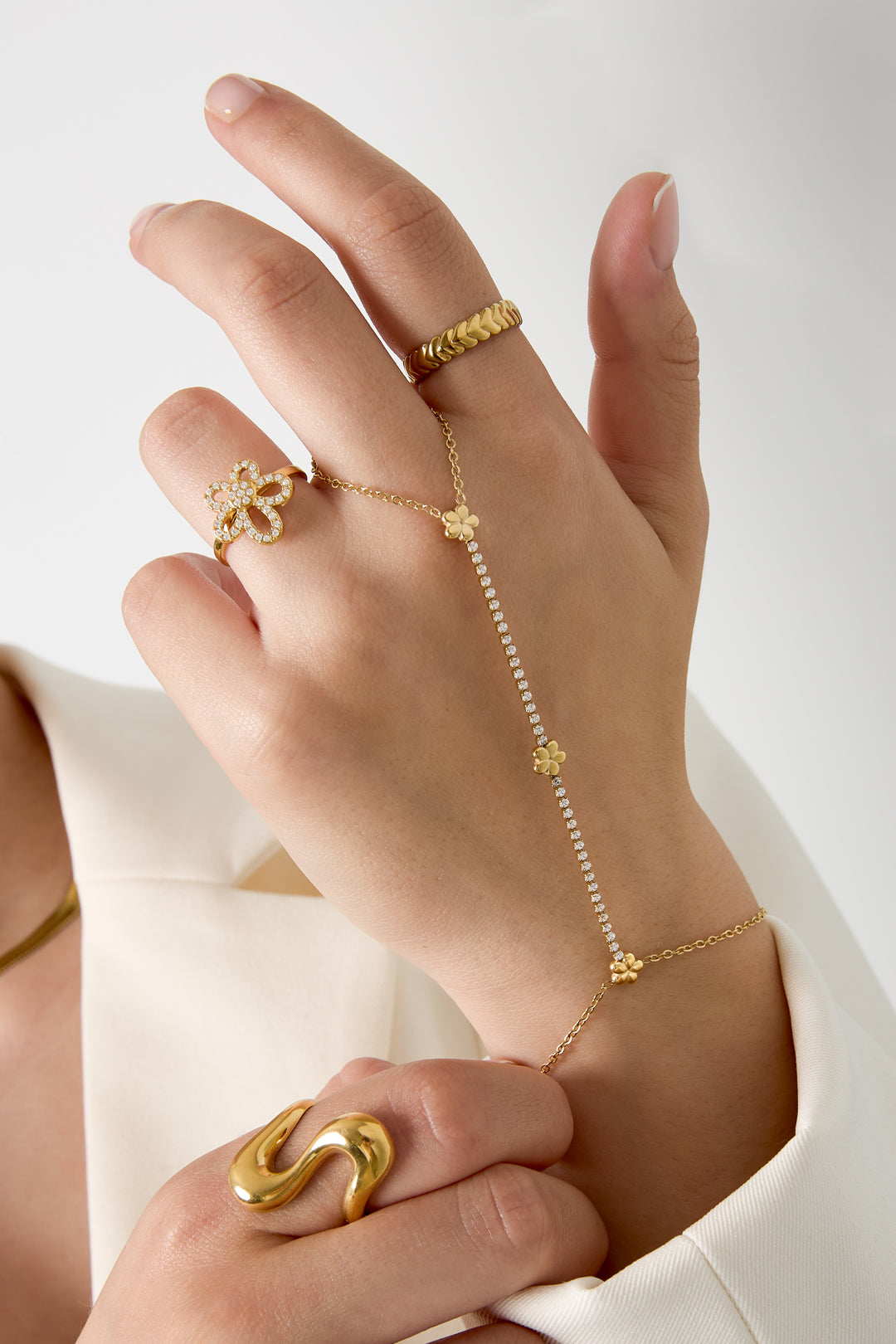 Handchain tennis-style met bloemetjes
