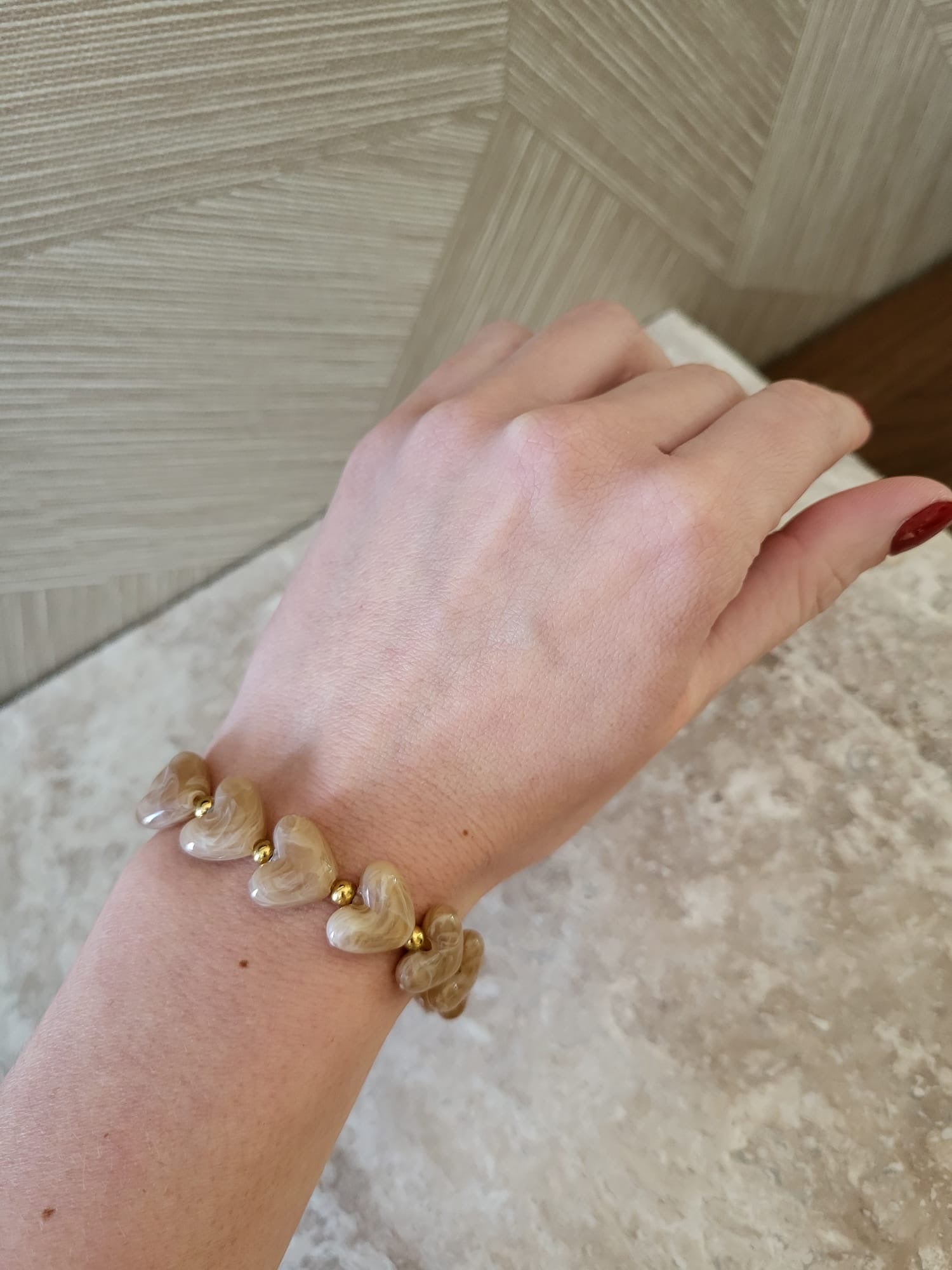 Dames Milena kakhi hartjes armband van stainless steel, stijlvolle statement armband