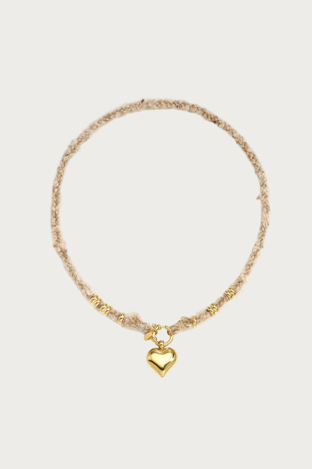 Beige touw ketting met gouden rvs hart hanger en kleine gouden kralen, dames sieraad
