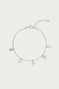 Zilveren armband met hartjes-bedels van roestvrij staal, met verstelbare sluiting. Sieradencollectie dames.