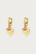 Gouden Bold Heart oorbellen van stainless steel met hart bedeltjes en kleine roze steentjes