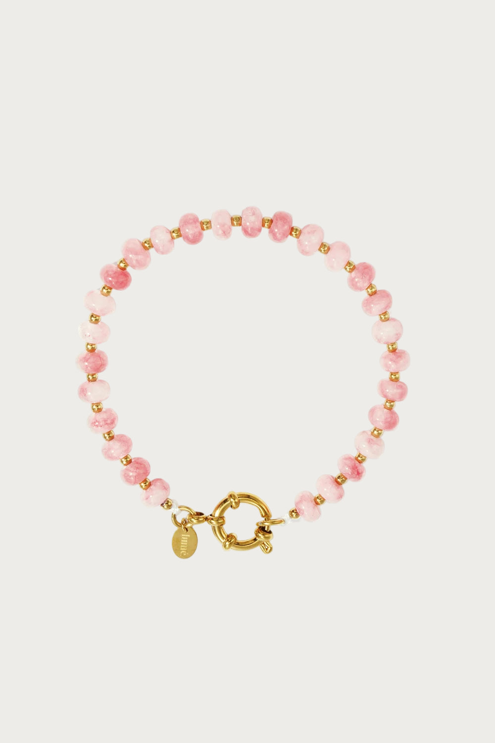 Clarisa roze natuursteen armband met gouden details en sluiting voor een elegante look