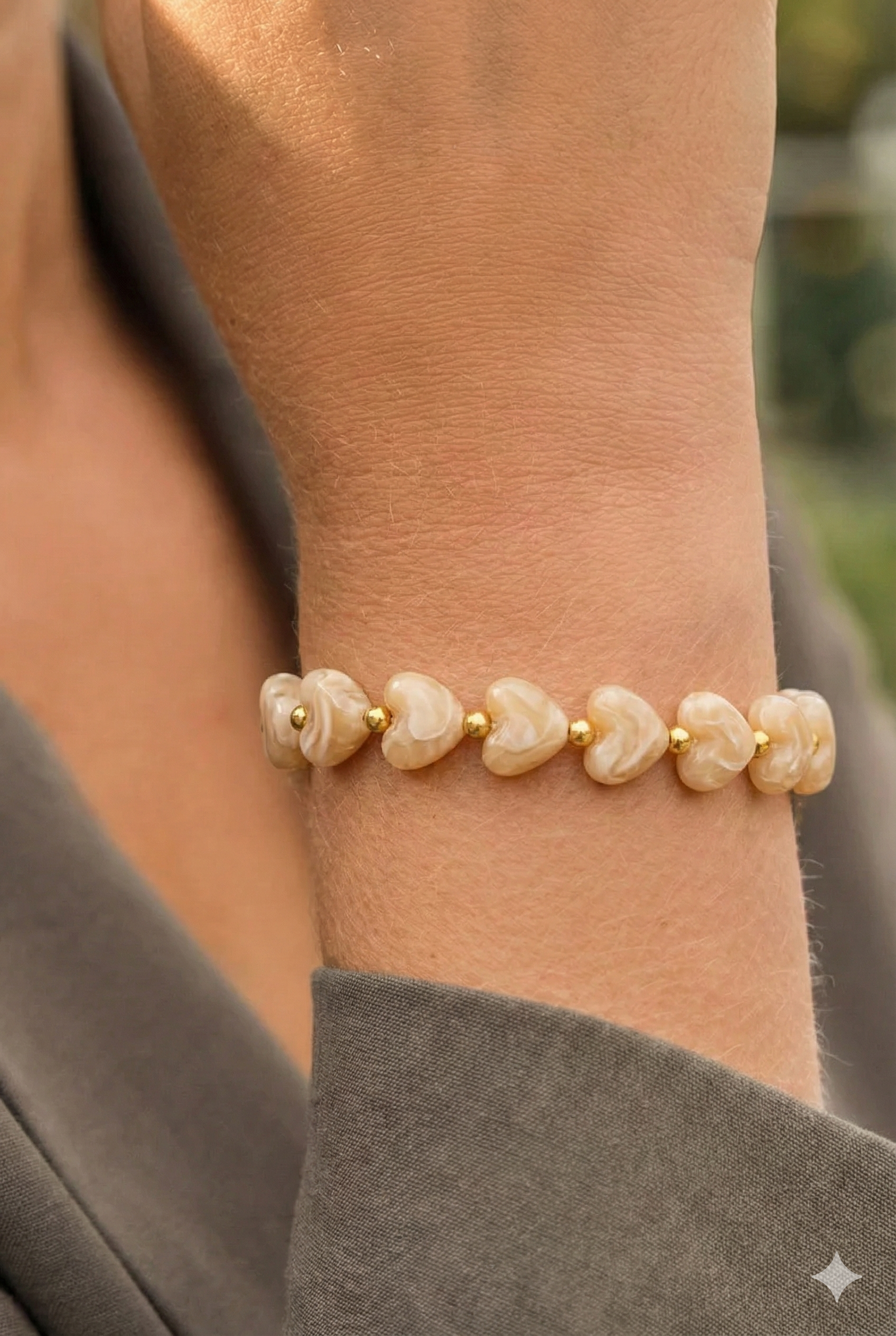 Milena - Heart bracelet - Khaki - Stainless Steel