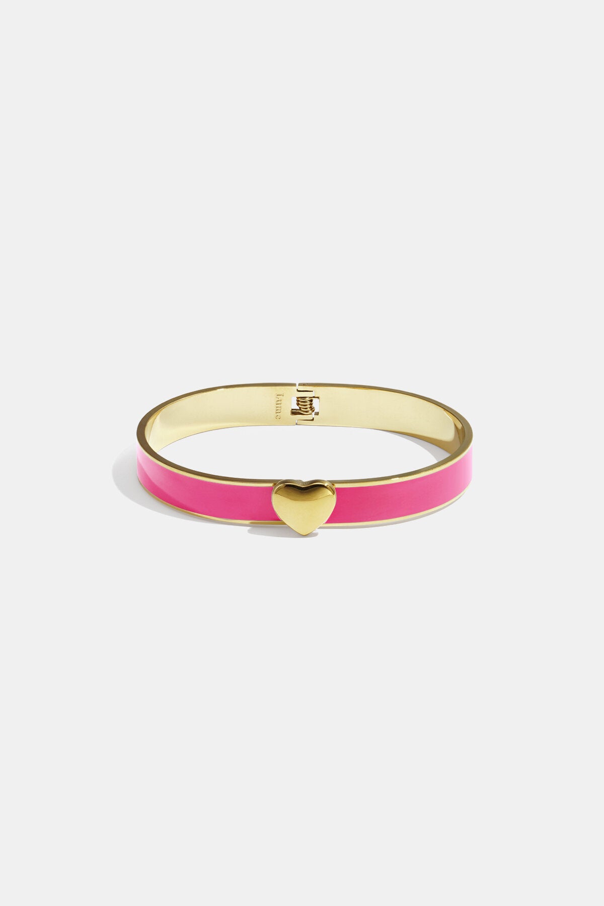 Charming Heart Bangle for Spring/Summer Elegance