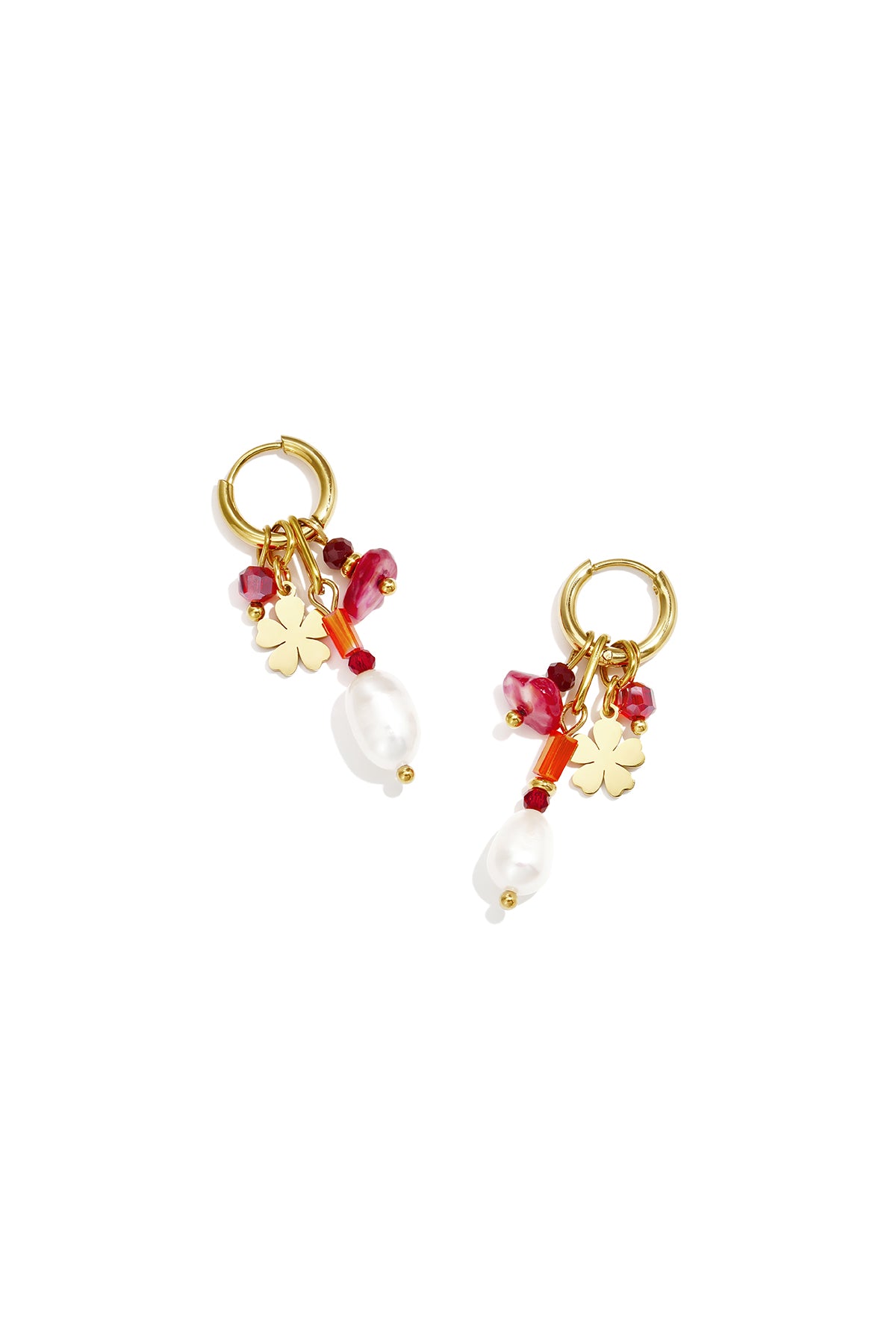 Oorbellen met zoetwaterparels, een eenvoudige en casual serie voor dames.