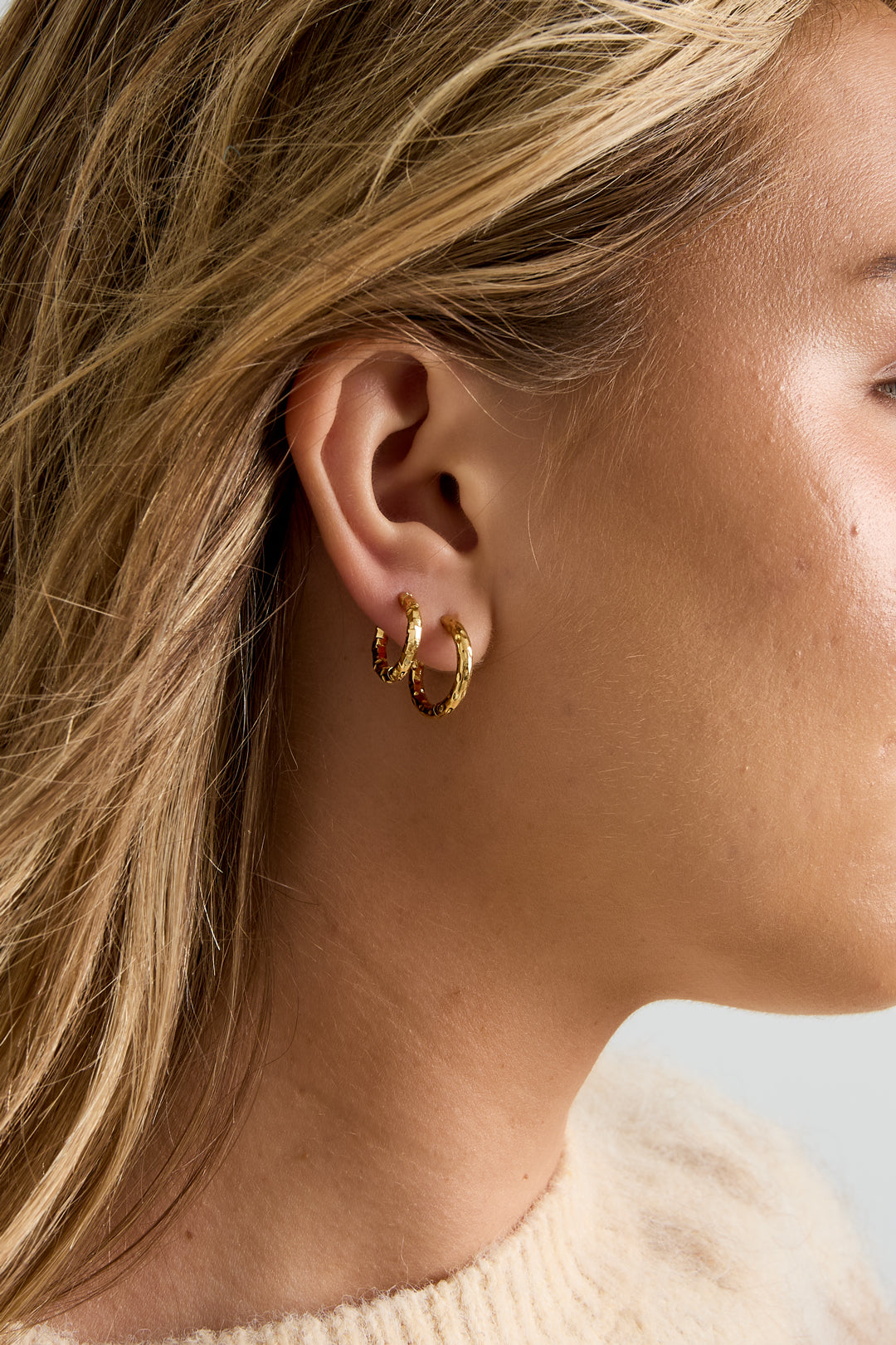 Stylish Stainless Steel Hoop Earrings for Everyday Glam