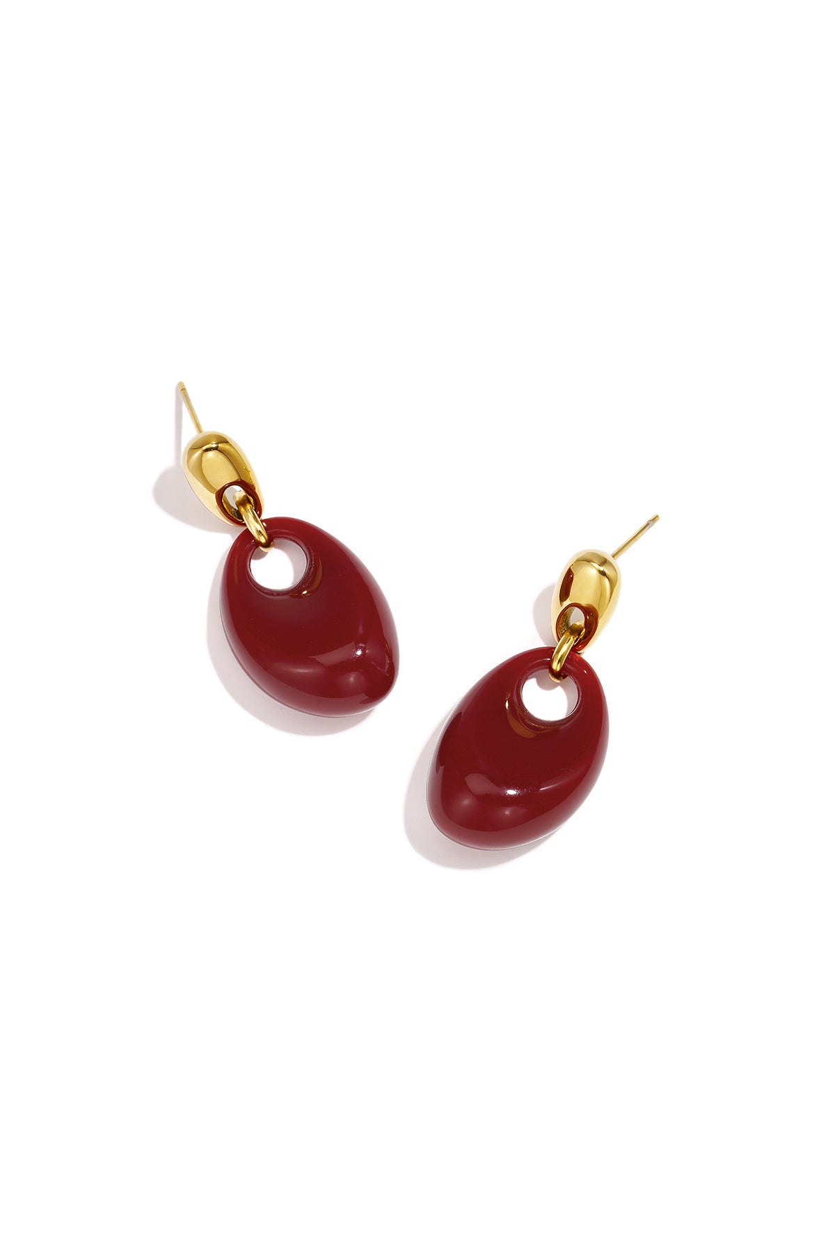 Oorbellen van hars met een onregelmatige vorm, eenvoudige, alledaagse sieraden voor dames.