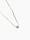 Gouden stainless steel Aurelia ketting met schitterende zirkonia hanger, elegant dames sieraad