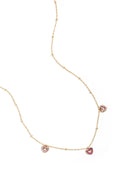 Ketting met roze steentjes in hartjes