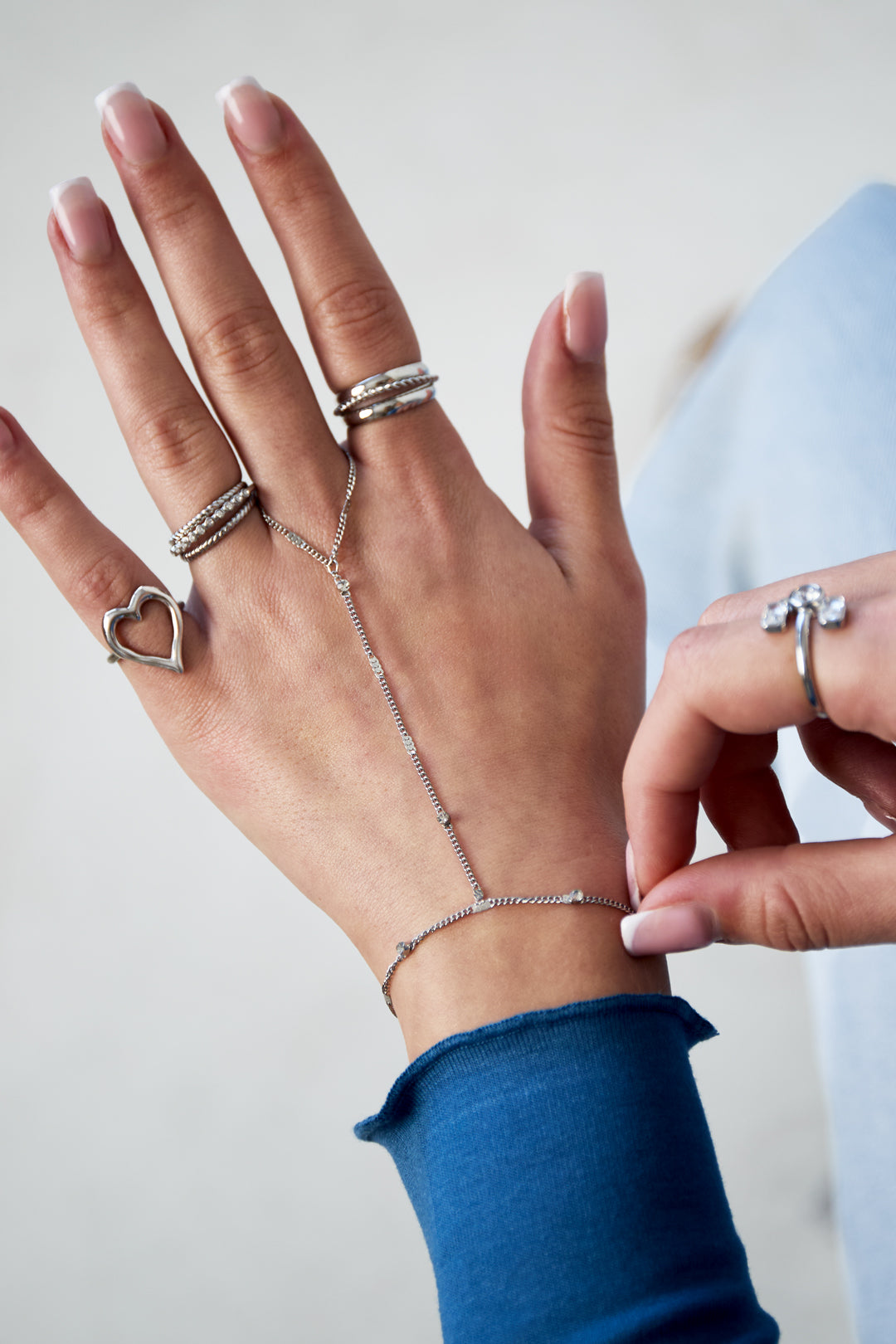 Handchain met steentjes