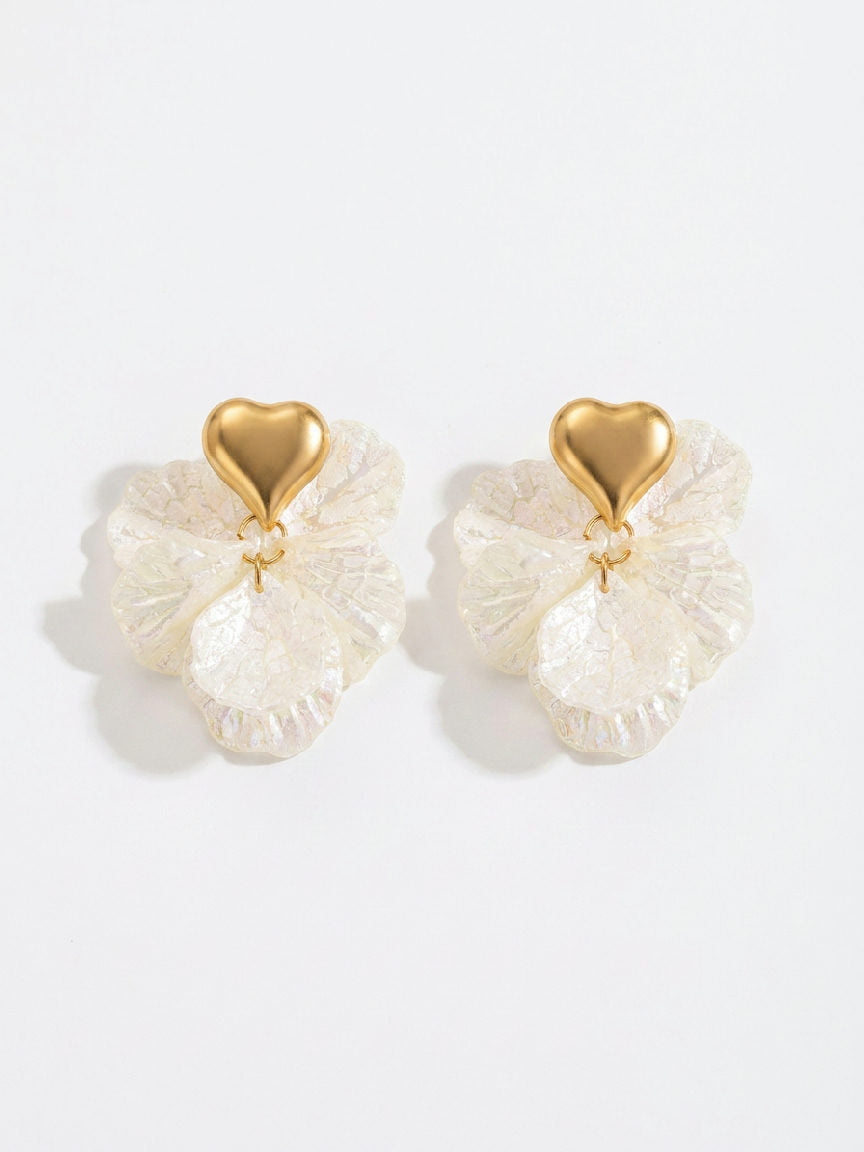 Gouden oorbellen met bloemendesign van roestvrij staal, perfect voor een elegante en tijdloze look
