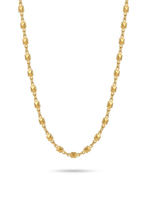 Goudkleurige Nola ketting van roestvrij staal met vierkante schakels. Stijlvolle dames sieraad voor alledaags gebruik.