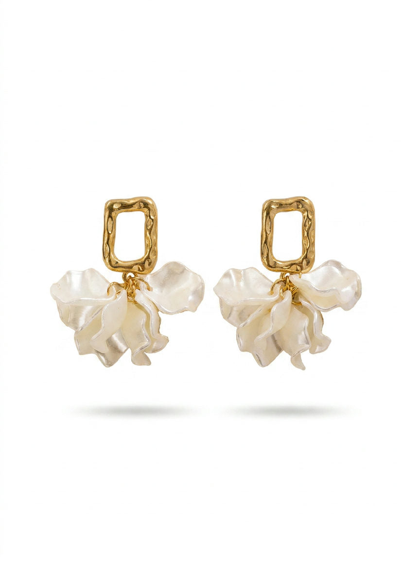 Elegant pair of pearl bloom earrings, crafted from durable stainless steel, perfect for everyday wear or special occasions