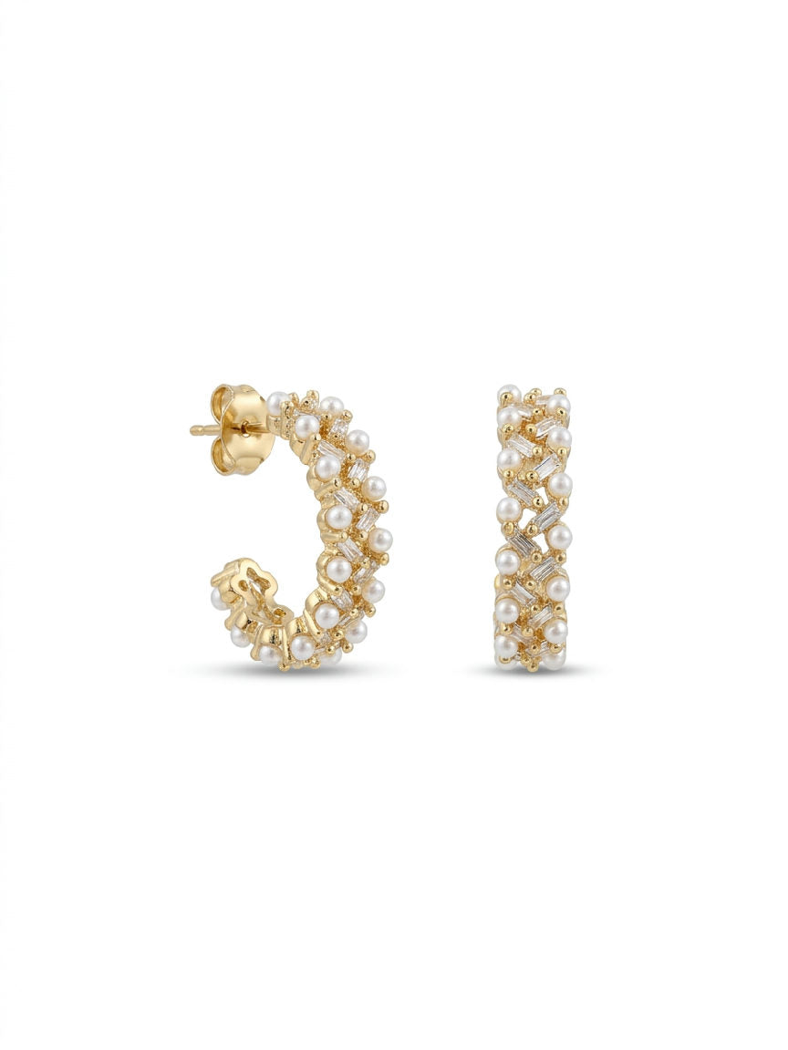 Glanzende parelcluster oorbellen van roestvrij staal, perfect voor een elegante en trendy look.