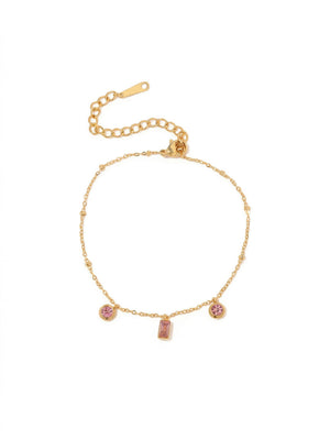 Valentina armband met glimmende roze steentjes, gemaakt van duurzaam roestvrij staal, elegant en tijdloos accessoire